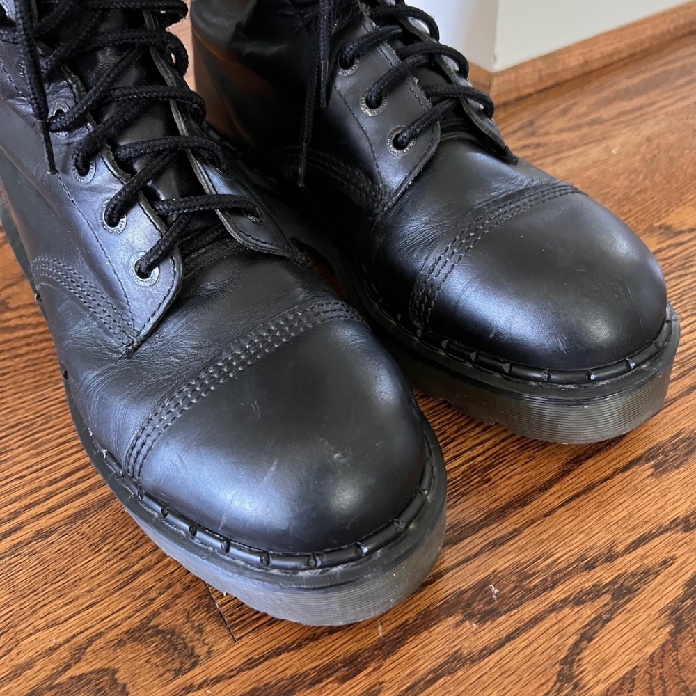 Dr. Martens Made in England Vtg Black Leather Original Platform Boots 12 Eye - Picture 6 of 16